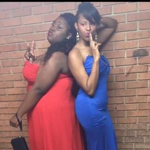 Meet your Posher, Tira